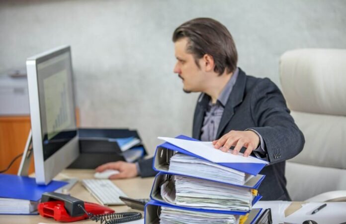 The Hidden Cost of Manual Mailroom Management (And How to Fix It) The Hidden Cost of Manual Mailroom Management (And How to Fix It)