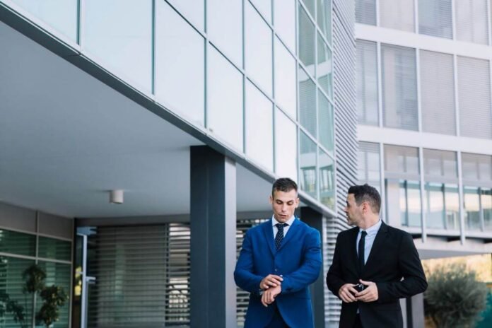 Benefits of Working With a Full-Service Commercial Real Estate Brokerage Firm